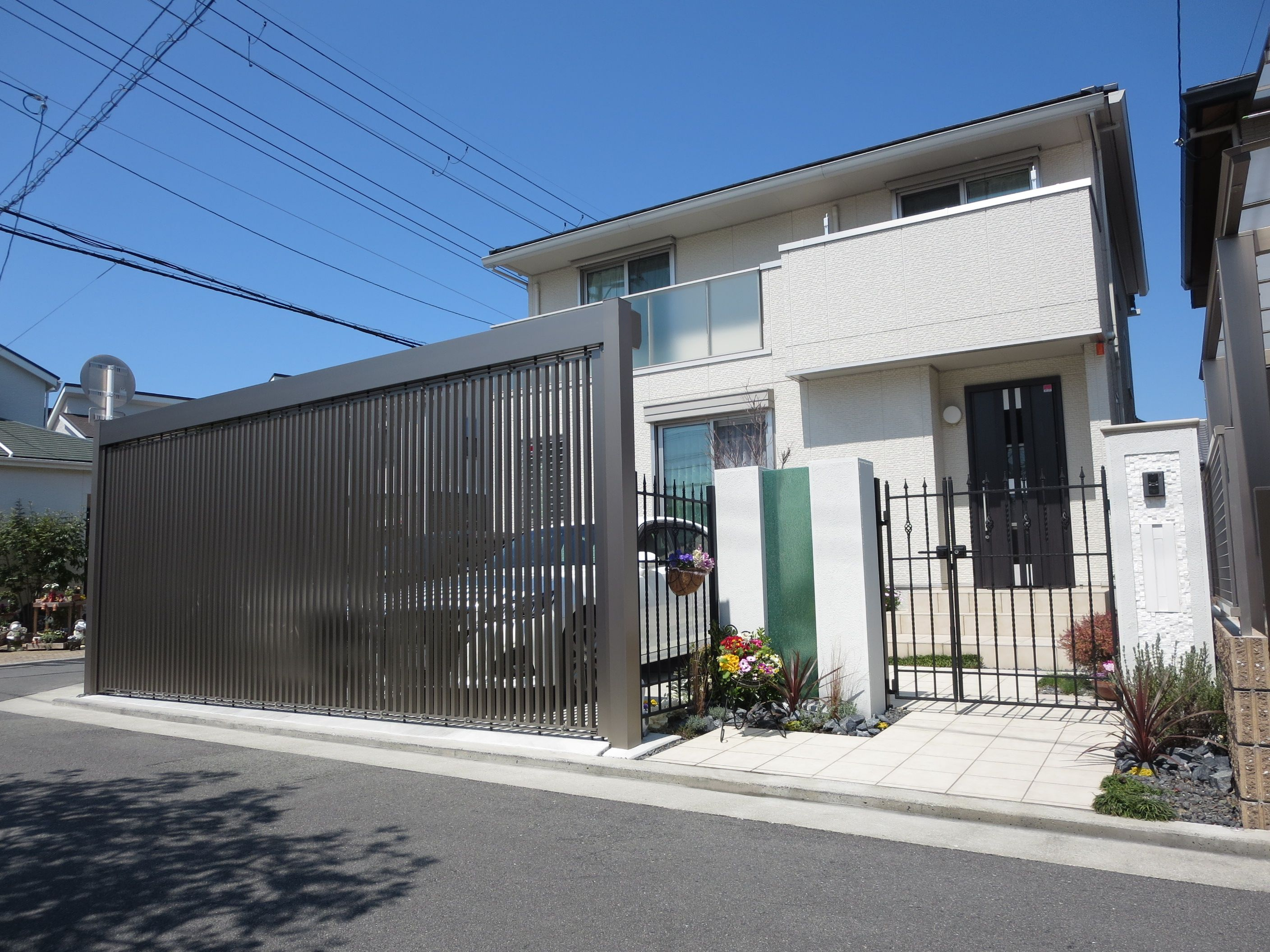完成後の外構(エクステリア)工事外観 奈良市 生駒市 八尾市 完成後の外構(エクステリア)工事外観 奈良市 生駒市 八尾市