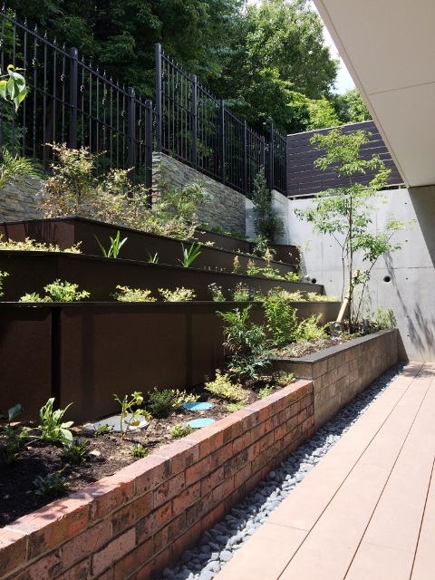 名古屋市のお庭(ガーデン)リフォーム工事が完成しました